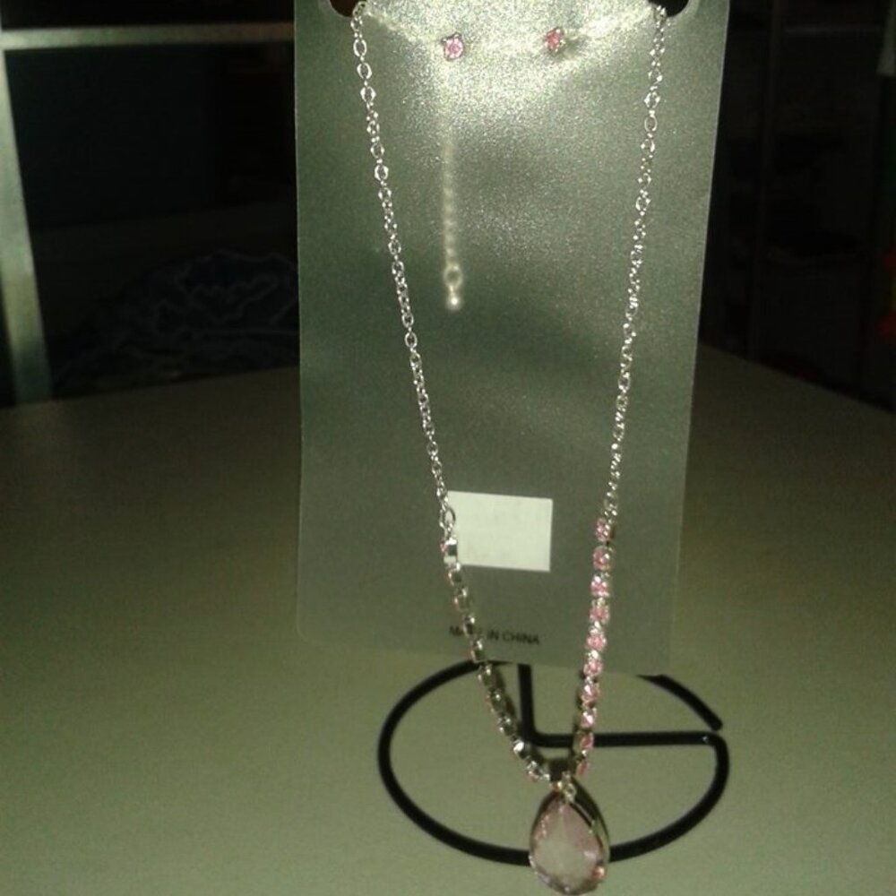 Set of necklace and earrings